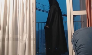 exhibe en niqab et collant