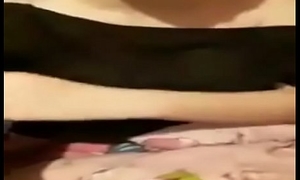 cute girl on periscope resembling her sexy crowd