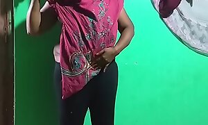 horny des itamil telugu kannada malayalam hindi indian vanitha showing big boobs and shaved pussy leggings press hard boobs press chew fretting pussy imprecation big big carrot